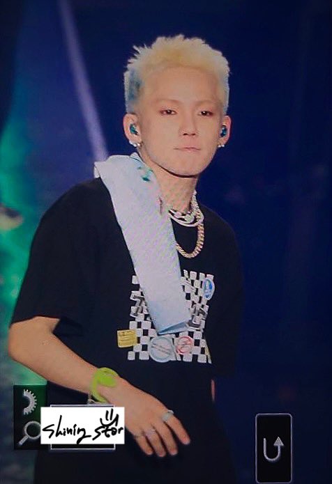 19990421_com's tweet photo. 220409 TREASURE 콘서트 TRACE
#트레저 #TREASURE #TREASURE_1STCONCERT 
#트레저의_첫_레이스_트레이스 
#최현석 #choihyunsuk https://t.co/xr7ZYvJFW0