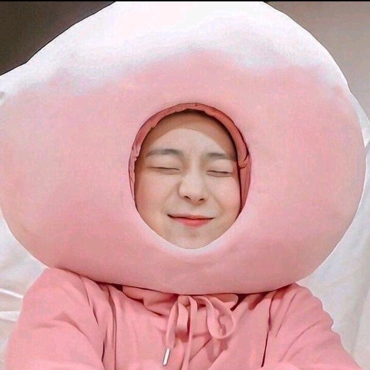 hakadogie's tweet photo. #EngenesForLeni
#PampangaIsPink 
#KPOPFansForLeni
#KabaLENIKIKO 
#LeniNaPampanga 
#LeniKiko2022 https://t.co/TDtzTgNq5a
