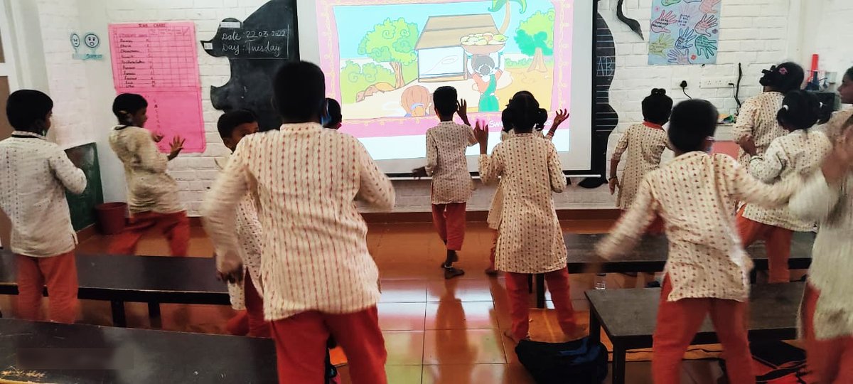 ishavidhya's tweet photo. For students of classes 1-4 who need extra support in English, we conduct #PowerEnglish classes with a ‘Total Physical Response’ activity where they listen to music, read stories, and enact what they see on video. This keeps students focused and improves their language skills. https://t.co/25OpWt66j3