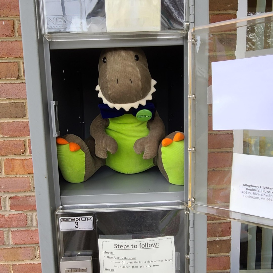 ahrlib's tweet photo. What a chilly morning to be showing off our book locker, Gunther! Did you know that you can pick up books after hours? All you need is a library card. Call us for more info!
#booklocker #afterhourslibrary #libraryideas #libraryinspo #ahrlibrary https://t.co/1gqL0wRKmF