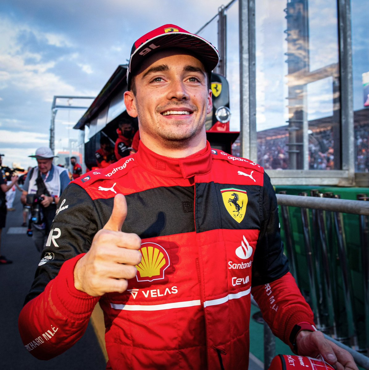 Smiiiiiiiiiile, P1!! All about that last lap in Q3 and I’m very happy with the job done today. Can’t wait for tomorrow 🇦🇺