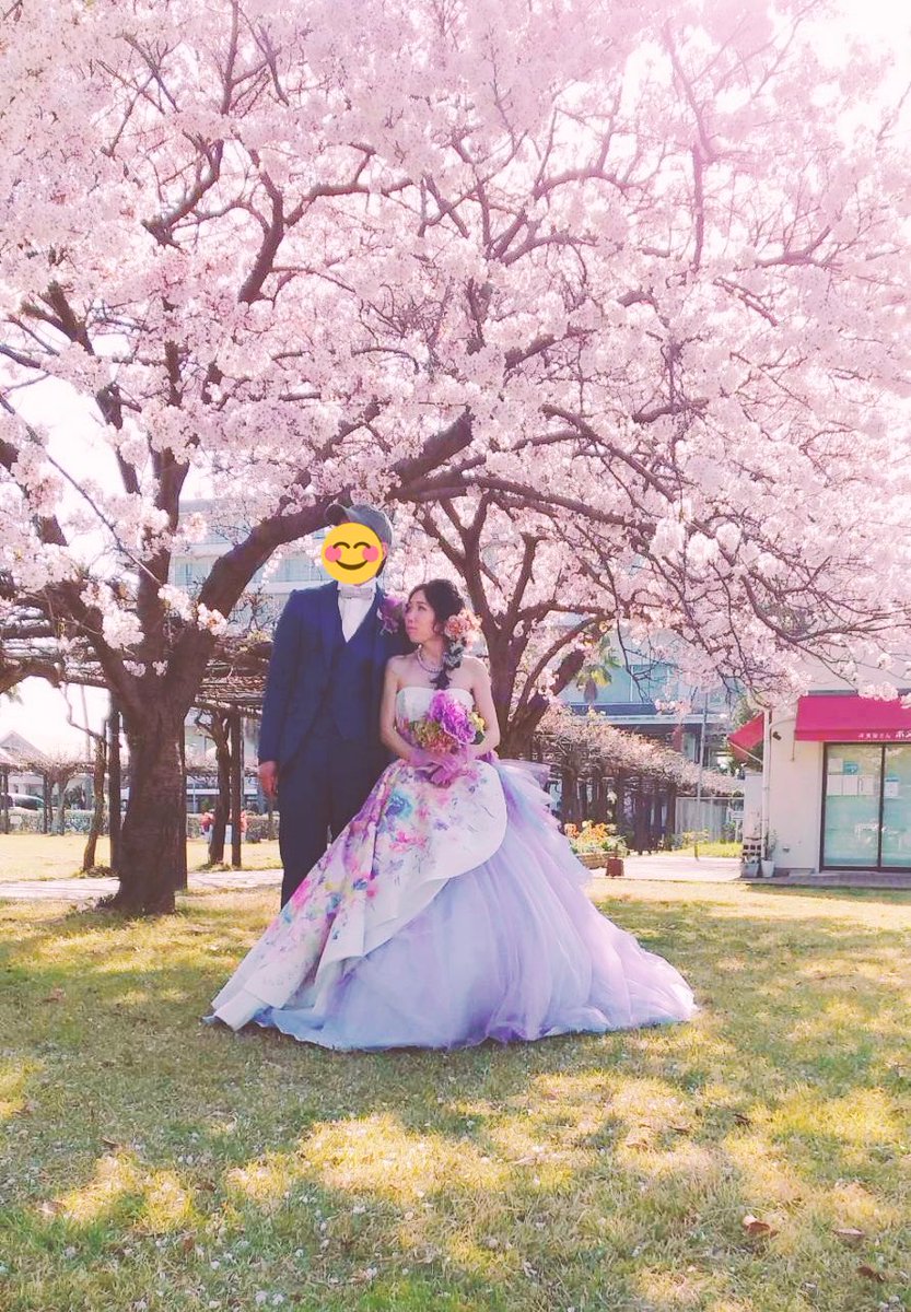yu_pg_love's tweet photo. 2022.04.09
付き合って5年、結婚して1年の記念日の今日無事に式を挙げることができました😌

家族だけの小さな式だったけれど本当に楽しかった！サプライズも大成功😉

支えてくれたみんなには本当に感謝の気持ちでいっぱいです♪

そしてポルノさん、出会わせてくれて本当にありがとう！ https://t.co/FqcR5Z97od