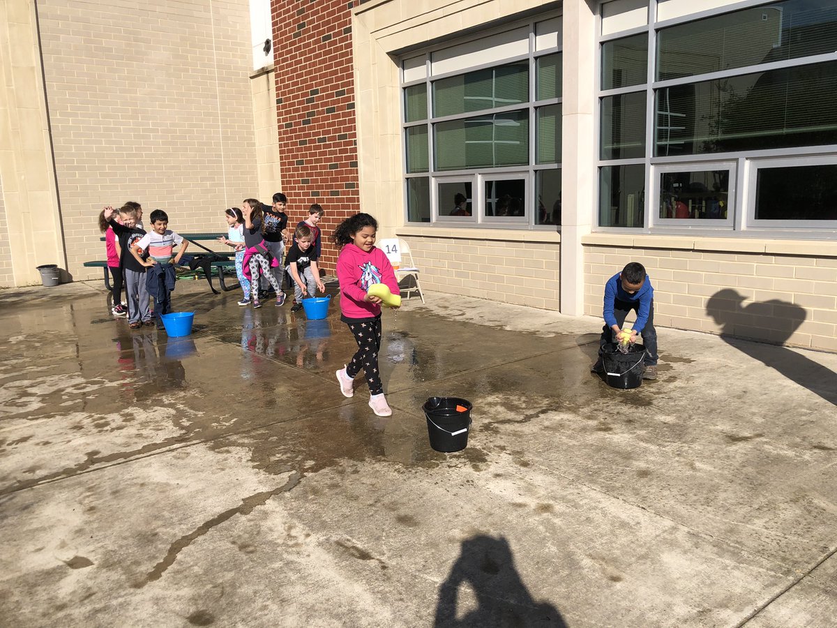 Melody Samsel tweet media