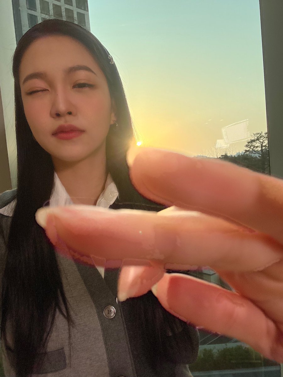 YERI 예리 DAILY tweet media