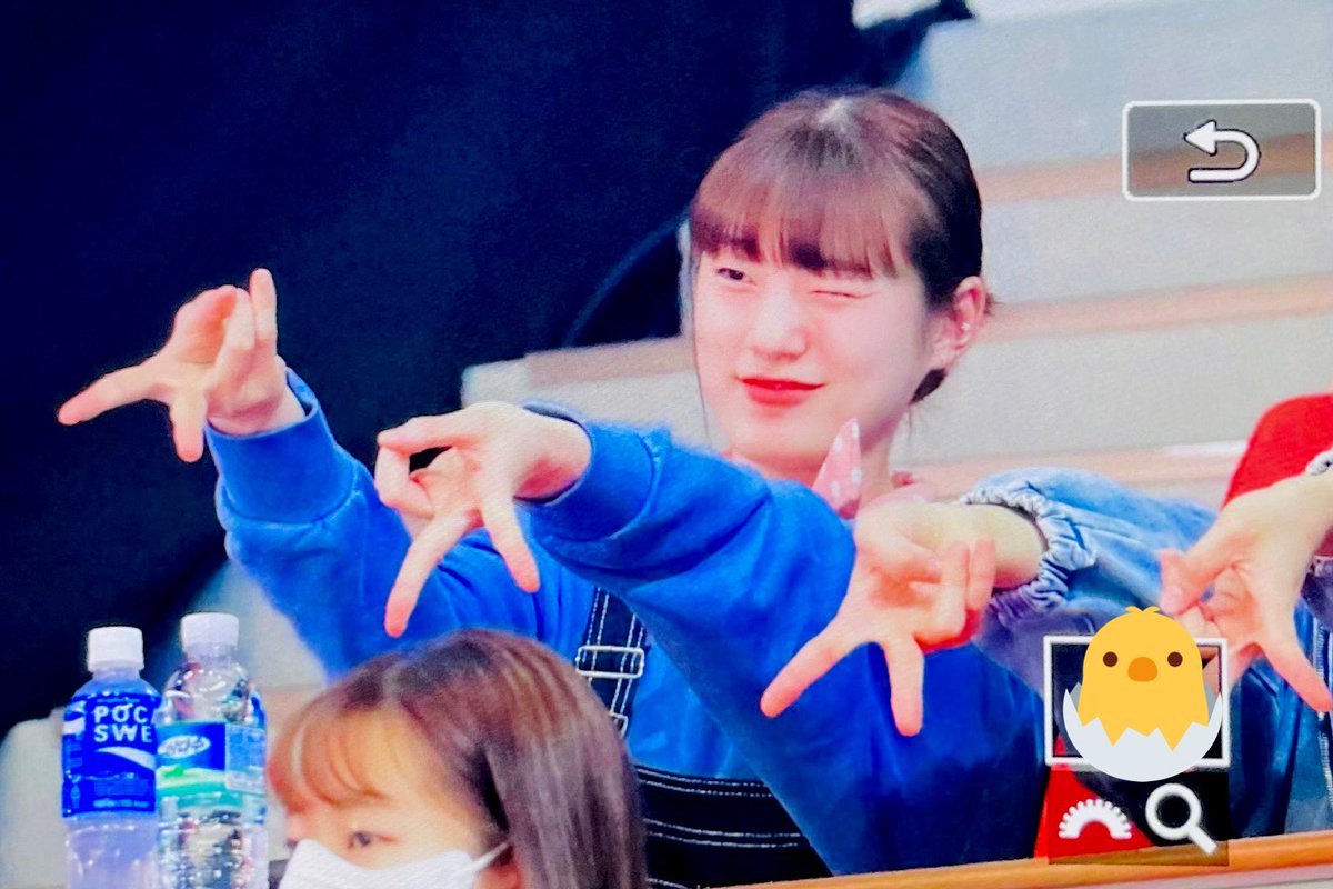 나.. #트친소 해줄사람…? 페퍼 조아하고 요 병아리 센터를 마음으로 키우고 있어요 ,, 🫶🏻