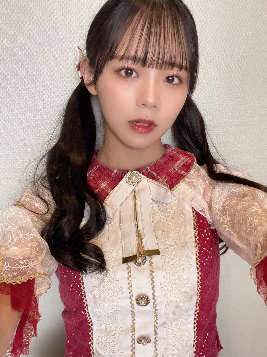 karen_colorful's tweet photo. すーぱー対バン､女子箱
ありがとうございました！

すプばさんの曲｢ひたむきマーメイド｣をカバーしました〜🧜🏻‍♀️♡

今日も一日みんながいてくれたからいっぱい笑顔になったよ！みなさんも楽しかったですか？

後悔のないように､
これからも､ひたむきに
がんばっていきます( ◜֊◝ ) https://t.co/bnkJJaEadb