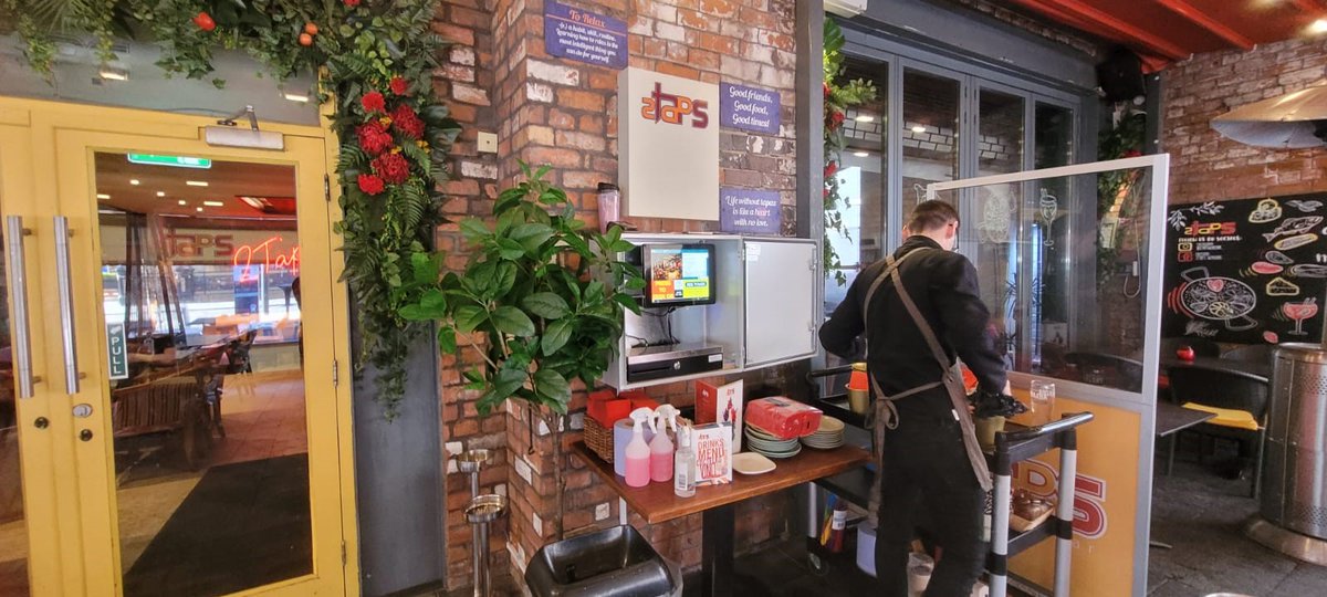 AnchorData's tweet photo. 1/2: 3 x fully programmed #ADStouch #ePOS Systems linked to the Kitchen installed at the highly popular 2Taps Winebar in #Belfast's Cathedral Quarter. We also modified & fitted a secure bespoke outdoor cabinet to house the Outdoor Waiter Station ensuring a much quicker service https://t.co/AslY8aOKU6
