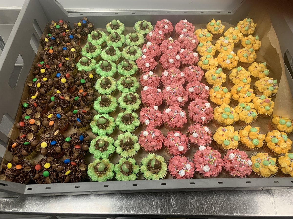 MancChef11's tweet image. Cupcakes ready for one of our amazing schools. @MastTrust @Academy_Food_UK #baking #schoolcatering