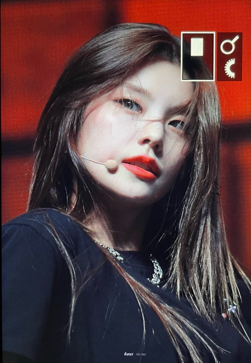 ryejithink's tweet photo. yeji enthusiasts how are we feeling right now because i personally am ready to drive my car off the niagara falls https://t.co/IyBpE4q208