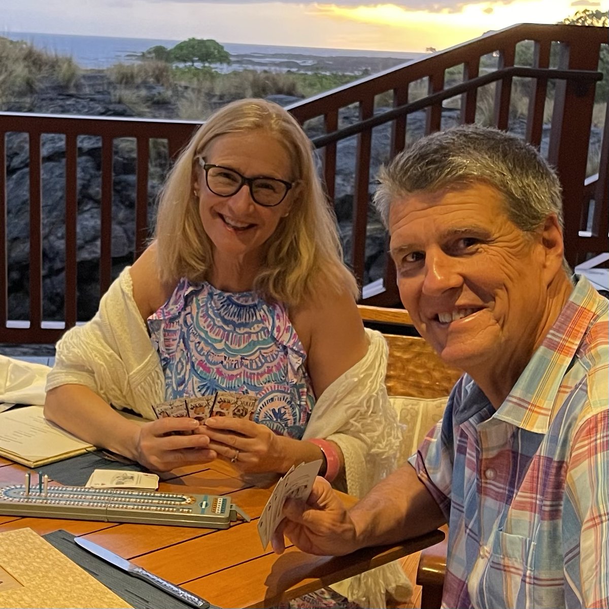 Here is this week's post - on vacations, games, and best settings for conversations. drmdmatthews.com/hawaii-go-for-…