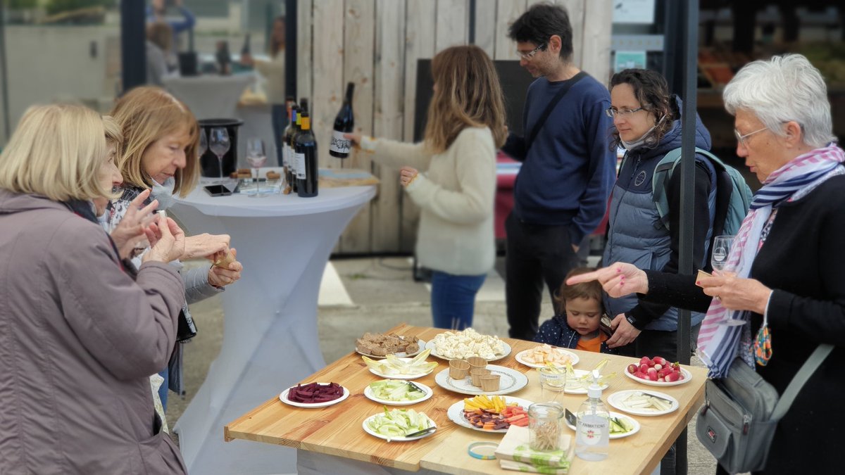 Vive l'agro-écologie au <a href="/locavorium/">Locavorium</a> 🌿 Table ronde 💬 dégustation de produits locaux 🥦🍷 rencontre avec une productrice engagée 👩‍🌾 Pendant 1 semaine, événements gratuits proposés par Locavorium à <a href="/Montpellier3m/">Montpellier Métropole</a> et <a href="/paysdelor/">Pays de l'Or Agglomération</a> 😊 #CircuitsCourts #agriculture #bio #agroecologie