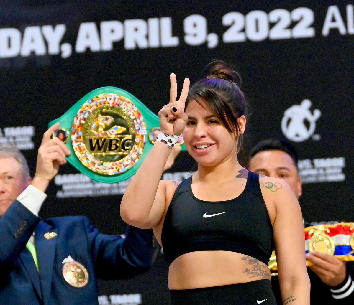 dallas_boxing's tweet photo. This #esparazafujioka fight will go down in the history books for the first time the @ringmagazine women's flyweight strap will be awarded to the victor as well as both the #WBA and #WBC belts. 

@Marlen112Boxing @fujiokanaoko818 

#unificationfight https://t.co/bxSFvhRj5F