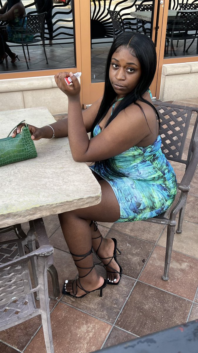 phathedon's tweet photo. a dime x2
#yesterday
#finally20 https://t.co/0zV4TTTWhH