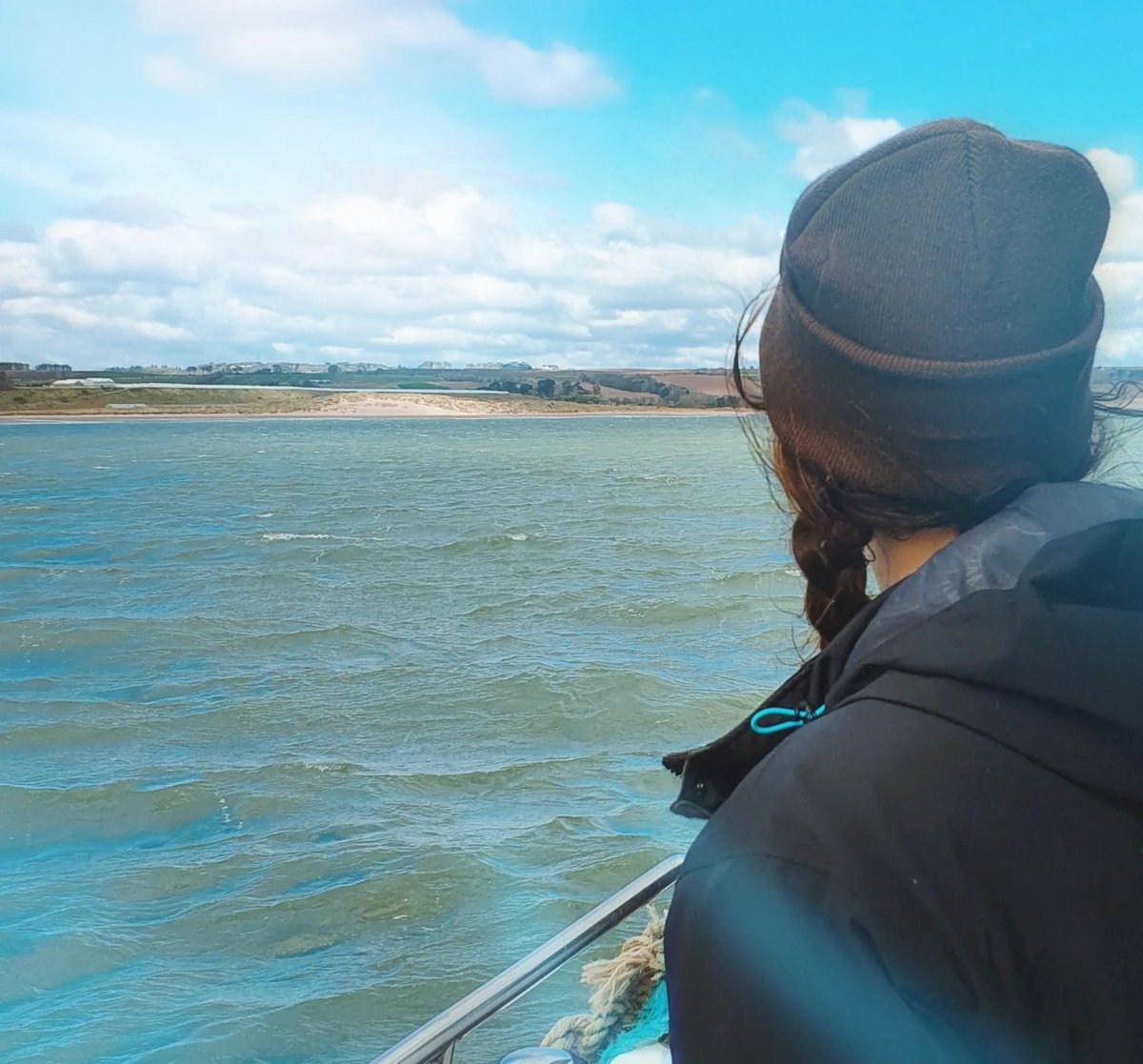 elvensunflower's tweet photo. Spent the morning on a boat. https://t.co/rwmIZsyCrH