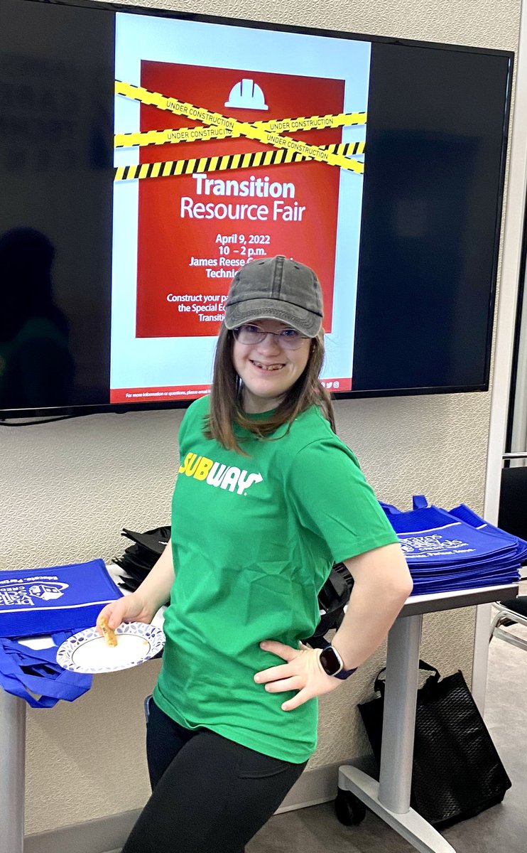 deenahill32's tweet photo. Great turnout today for @FortBendISD Transition Fair. We had over 60 vendors and many families! Thank you to all the staff who volunteered today. Special thanks Rochelle Fowkes for organizing!! @FBISDStuSupport #AdultTransition #PostSecondaryGoals #AllMeansAll #FBISDFamily https://t.co/mjIOj57Sq9