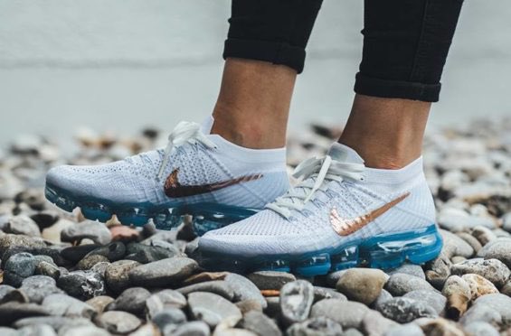rickyinkcripto's tweet photo. @footlocker VAPORMAX EXPLORER LIGHT EDITION ABSOLUTY BEAUTIFUL SNEAKERS https://t.co/buEsebukT2