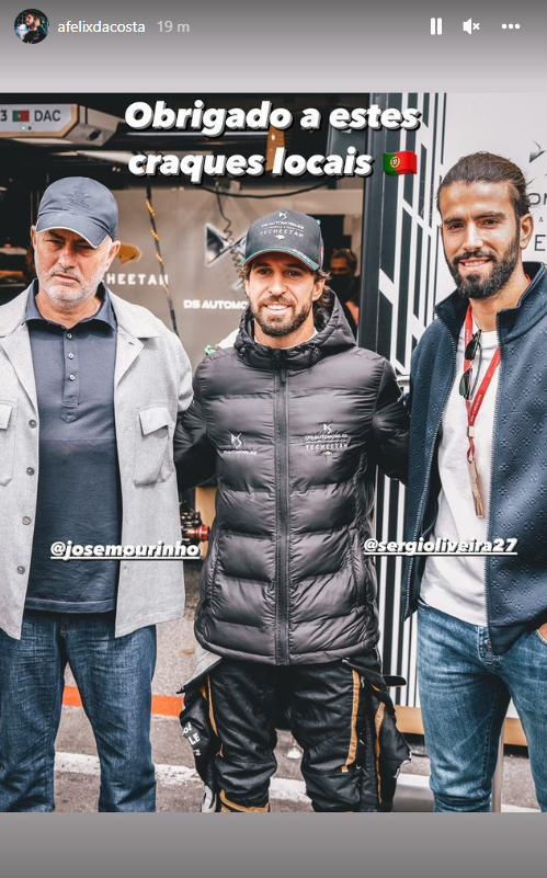 PagineRomaniste's tweet photo. #DaCosta con #Mourinho e #Oliveira: "Grazie" - FOTO 

#ASRoma #EPrixRome 
https://t.co/eaoLbGv3FW https://t.co/f2J6s0EM9g