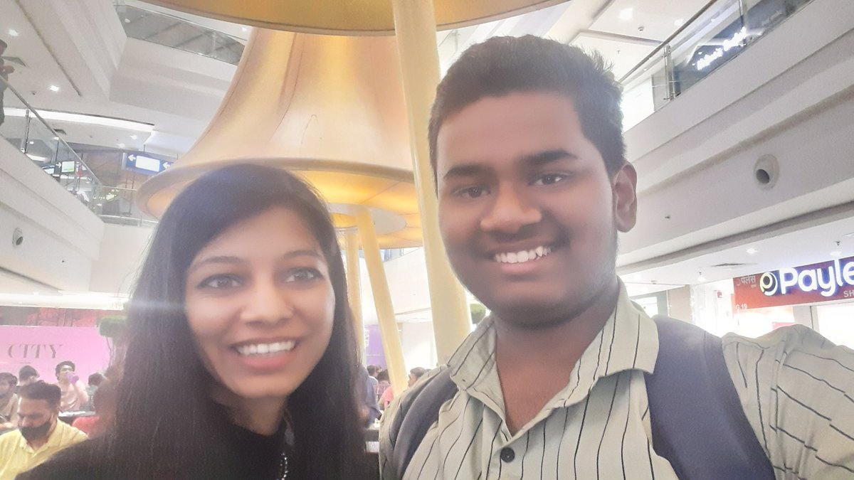 PatilSwayam45's tweet photo. #chessforeveryone
What an Initiative by sagar sir and team ChessbaseIndia for avid followers like us ..
Really enjoyed meeting Sagar sir Amruta ma'am and Swayams sir.
Also met many new people with whom will continue playing online https://t.co/DAy7w0YxSt