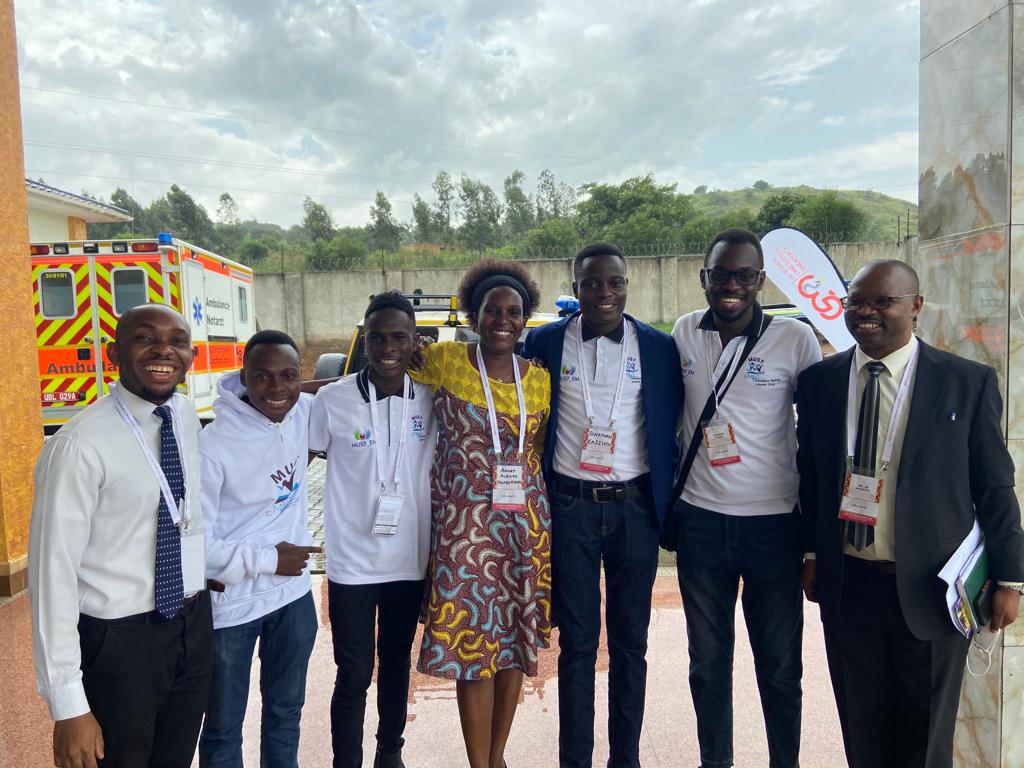 EmedUg's tweet photo. Some of the champions at the #ECU22 were the amazing @MUST_EMIG. Their president @JonathanKajjimu delivered a presentation on the impact of their initiative. Watch the space because they are taking the world by storm! #MedEd #EMbound #MentorshipIsKey https://t.co/4hus1NsWQ0