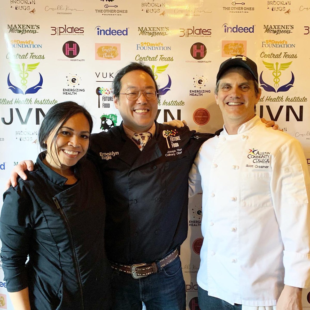 LittleHerds's tweet photo. Thank you @accdistrict Culinary team for loaning kitchen tools to @littleherds for #FutureFoodSXSW 2022!
Reduce costs with #collaboration? Yes, please!
Scott, #ACCDistrict culinary student helping out @Brooklynbugs17? *Chef’s kiss*
#ACC4Everyone #ACCRiverbats #TheFutureOfFood https://t.co/yKUvryAGmh