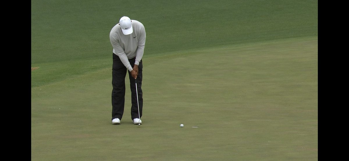 johnhendo5's tweet photo. You’re telling me this isn’t 2005 Tiger Woods? https://t.co/yQx7pGfJkr