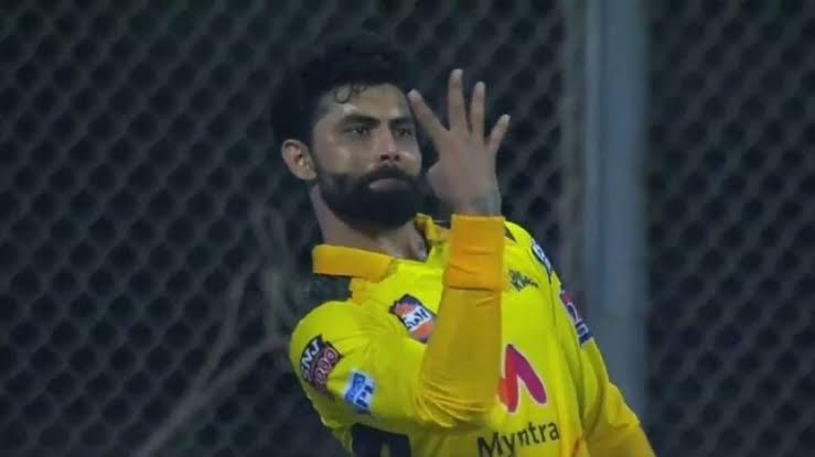 shubham_solse_7's tweet photo. How many match's @mipaltan and @ChennaiIPL lose in IPL 2022
.
Le jadeja :- https://t.co/SBV8zh76MV