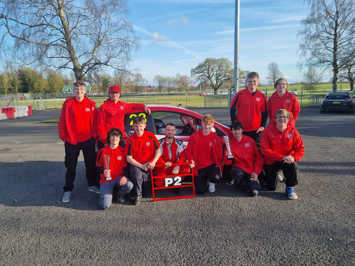 A successful first outing at the <a href="/StudentMSport/">Student Motorsport</a> City Car Cup for the <a href="/coleggwent/">Coleg Gwent</a> Motorsport Engineers.

Two podiums, two trophies.... onto the next! 

A big thanks to our sponsors <a href="/RonSkinners/">Ron Skinner & Sons</a>!