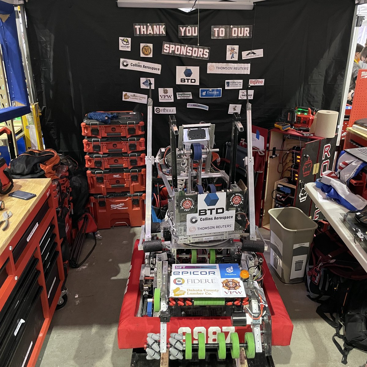 rogue_robotics's tweet image. 8-2 regular match record, 3rd seed going into the playoffs totaling 8 alliances. Let’s go Rogue!!! Here is a shot showcasing our sponsors. ❤️ you guys!