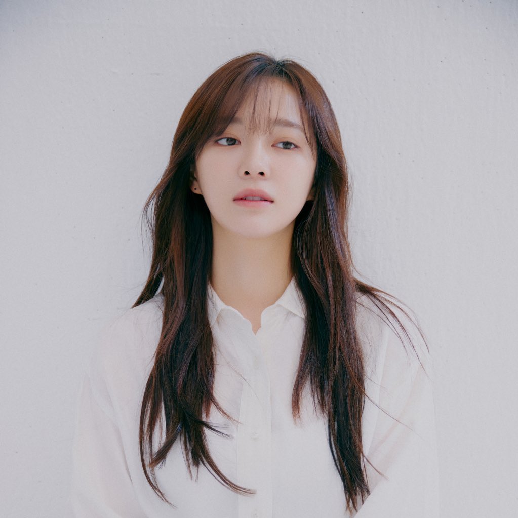 luvldh__'s tweet photo. give us kim sejeong x lee do hyun next they would look so good together 😩💗 https://t.co/ghRJiv31Dc