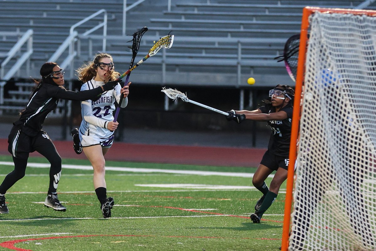 Rain, sun, wind and a hail storm- we had it all yesterday! Welcome to Spring Sports Season! Bloomfield Hills vs Cass Tech lax game photos here:
susanadamsphoto.com/bhhsblackhawks…
<a href="/hills_hawks/">BLOOMFIELD HILLS BLACK HAWKS ATHLETICS</a> <a href="/BHHSSportsMed/">BHHS Athletic Training</a> <a href="/BloomfieldWLAX/">Bloomfield WLAX</a> <a href="/CassTechWLax/">Cass Tech Girls Lacrosse</a>