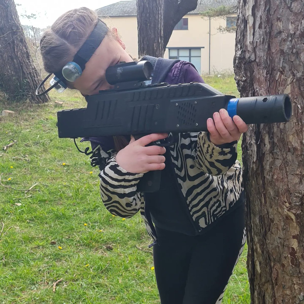 Celticlaser's tweet photo. Fantastic session today for two amazing birthday boys...even though the girls slightly overpowered them💪🏽  

Thank you for a great afternoon, hopefully see you all again soon🔫 

That's how you start easter with a bang🥚 #easterhalfterm #lasertag #girlpower #sunoutgunsout https://t.co/Im4QbwVR66