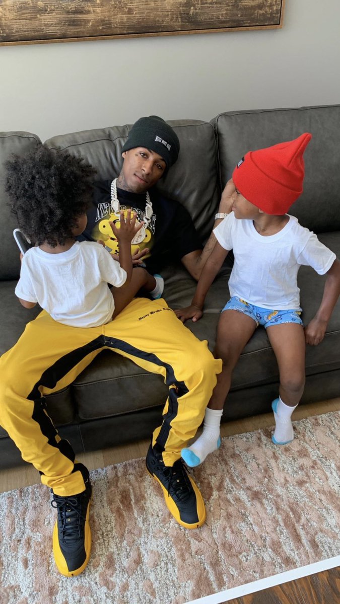 royal_bobby24's tweet photo. Nba youngboy had 2 billion views on his YouTube in 2018. 4 years later his now one of the most viewed artist on the platform with over 10 billion views 🐐 https://t.co/NveSOH9rT9