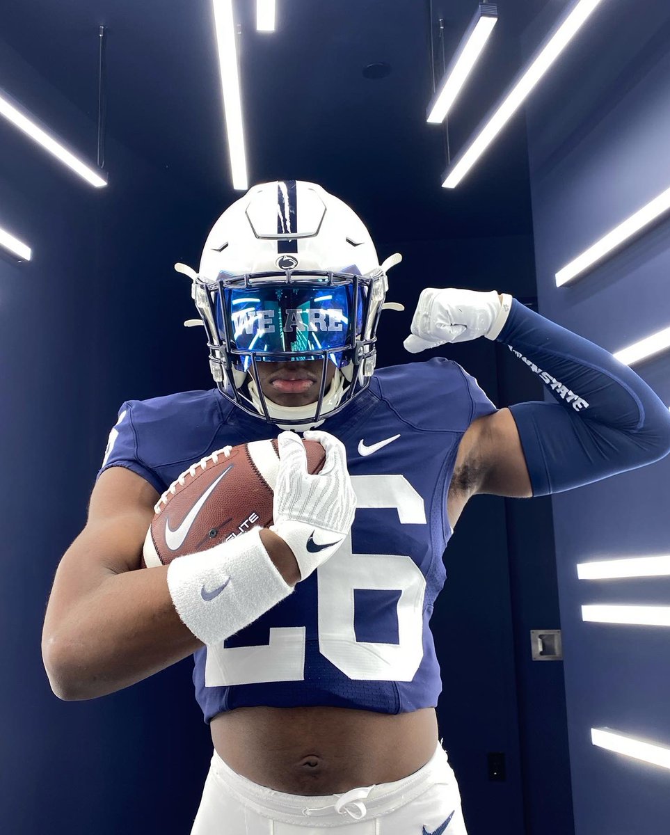 JuelzGoff's tweet photo. Thank you to @PennStateFball and the Penn State staff for the great visit yesterday evening! @CoachTHowle @coachseider @Coach_Elby https://t.co/kKWWH7QoQo