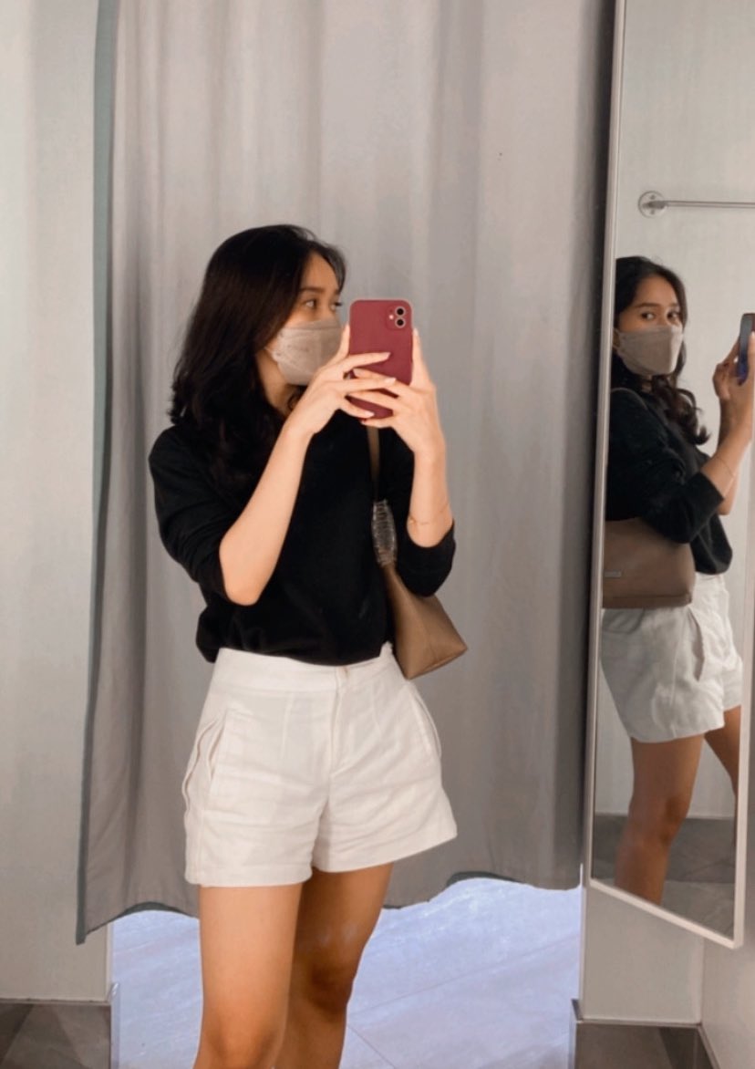 nyairorocuddle's tweet photo. Hey I'm 21. So u call me? 👀 https://t.co/JFRRyAOfgP