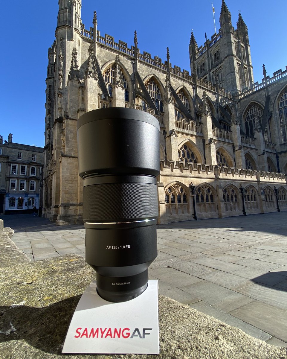 HoldanBlog's tweet photo. Come and say hi to Samyang at the London Camera Exchange in Bath today! 👋
@LCEOffers
#bath #samyang #holdan #london #cameraexchange #lenses #sayhi #event #photography #welovecameras https://t.co/gRPi5mFmrG