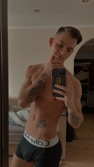 Have a great weekend😘 https://t.co/5nuuJ03ig9<a href="/tag/retweeetme"class="tags"><span>#retweeetme</span></a>