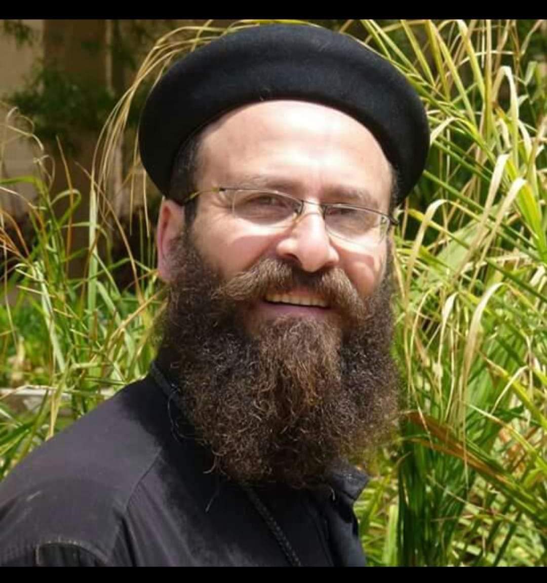 frmarkos's tweet photo. قد تضايقت عليك يا أخي.. كنت حلوا لي جدا(٢صم٢٦:١)خدمنا معا،طلعنا خلوات أبو تلات معا،حضرنا عشيات واجتماعات الشباب معا،ترشحنا للكهنوت معا،صلاة الاكليل لكلانا معا،الرسامة معا،سنين الكهنوت في ذات المكتب معا،نلنا نعمة القمصية معا،بعد كده تمشي لوحدك وتسبني! فارقني الاب واليوم الاخ 😭😭 https://t.co/CsZozY4gYA