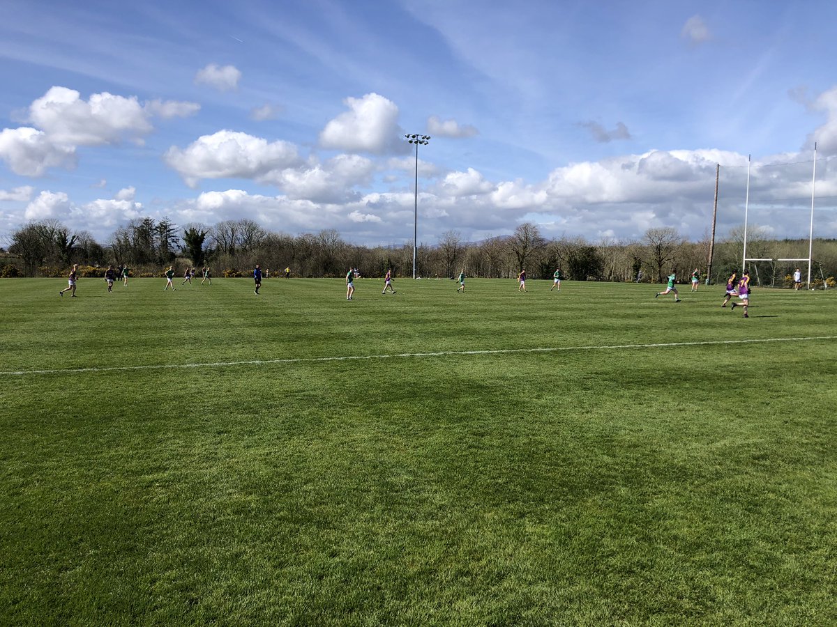 antomasterson1's tweet photo. 2 brilliant performances from our U15 football teams this afternoon as they defeated 2 very strong Limerick teams in a sunny @HaloTiles Ferns Coe in the Dermot Early Cup 🏐#wexford #football #development https://t.co/1bXLMDjVaw