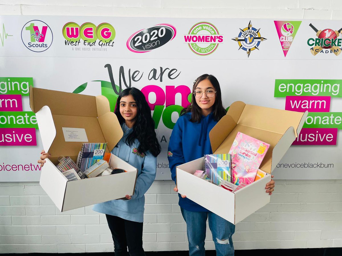 1VoiceBlackburn's tweet photo. Some of the WEGS receiving their ‘Home to Zone’ gift boxes from our partners @blackburnyz
The boxes will surely keep them occupied. https://t.co/Fznz26gYyt