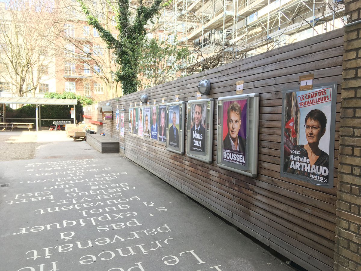 francedk's tweet photo. #Elections2022 🇫🇷Dimanche 10 avril :1er tour de l'élection présidentielle !
Deux bureaux de vote seront ouverts de 8h à 19h au @LyceeFrancaisPH (Frederiksberg Allé 22A, 1820 Frederiksberg), pour les Français inscrits sur la liste électorale de #Copenhague. @FR_Consulaire https://t.co/3AP4Vw5tty