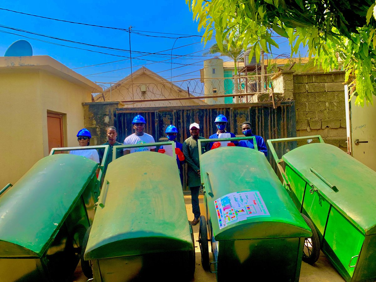 ecocykle's tweet photo. ECOCYKLE LAUNCHES SMART MOBILE BINS TO ADDRESS WASTE MANAGEMENT CHALLENGES IN NASARAWA STATE 

For sponsorship, partnerships, and other inquiries, contact us via WhatsApp: +2349038156557 or email: info@ecocykle.com 

https://t.co/SNy9x75BLC 

#PlasticPollution 
#wastemanagement https://t.co/uwc86u44X7