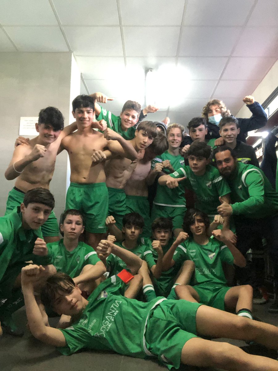 UralEspanol's tweet photo. #InfantilLG
#FaseAscensoDH
#UralEspañol 1
More ⚽
@ConxoSantiago 1
Vamooos Uraaaal!!
#greenpower #somosverdes https://t.co/Qus8CaL8PB