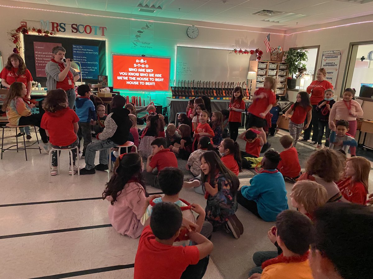 Loved being able to meet as houses again at @JKESWPS ! Look at the AMISTAD HOUSE! ❤️