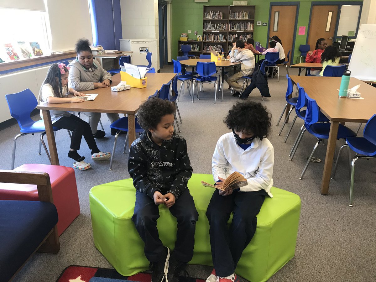 SAJHLibrary's tweet photo. April is School Library Month! This week we restarted our library reading buddies w/5th &amp; 2nd graders. Buddies provide older students opportunities to practice literacy skills &amp; peer modeling, while younger readers see what being fluent looks like.📚#readingcommunity #libraries https://t.co/w3sRsU9n0K