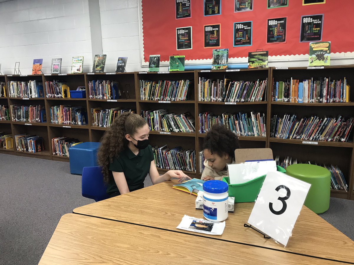SAJHLibrary's tweet photo. April is School Library Month! This week we restarted our library reading buddies w/5th &amp; 2nd graders. Buddies provide older students opportunities to practice literacy skills &amp; peer modeling, while younger readers see what being fluent looks like.📚#readingcommunity #libraries https://t.co/w3sRsU9n0K