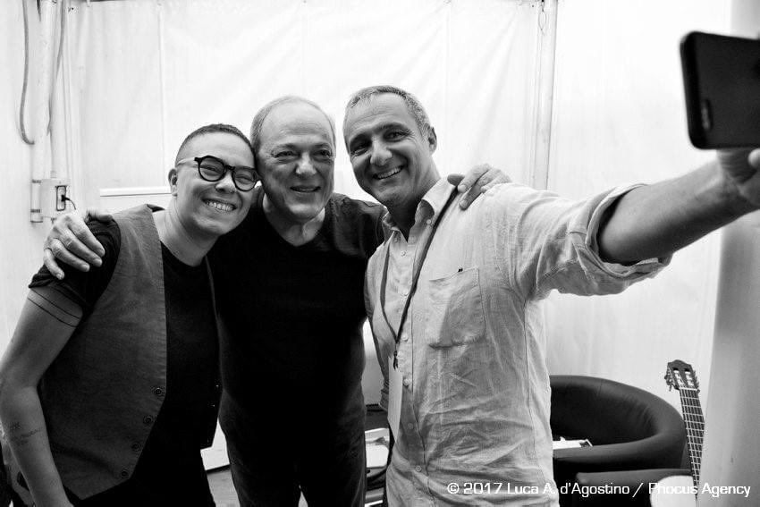 Sarà un weekend intenso per #StereonotteBrasil 🇧🇷 
Andremo in onda questa notte, per la puntata numero 900, e domani notte. Fra gli ospiti di queste due notti che passeremo insieme: il mito della musica brasiliana Toquinho Dopo il GR1 della Mezzanotte su <a href="/Radio1Rai/">Rai Radio1</a>