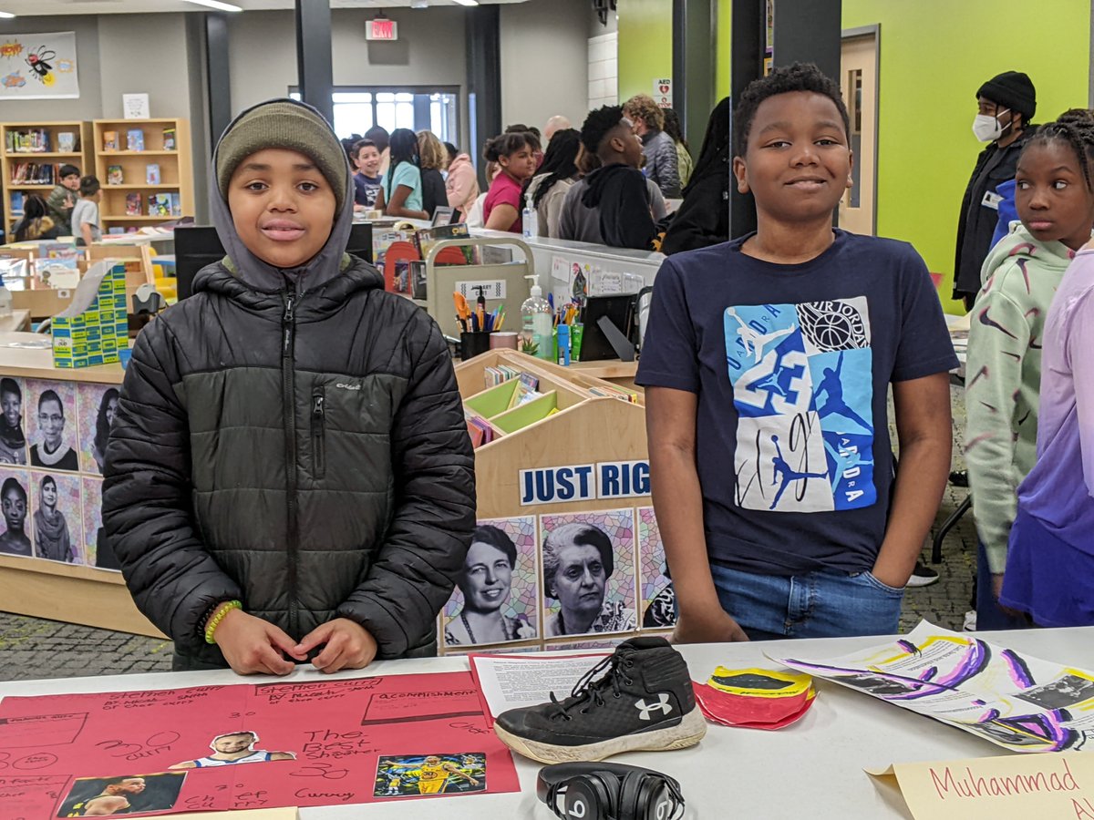 Fifth grade's Living Museum project honors history-making Black Americans @TosaUnderwood @tosaschools Go #fireflies !!