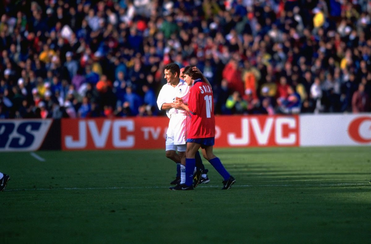 Pa_infinita's tweet photo. Hilo de fotos de Marcelo Salas en el mundial de Francia 1998 donde anotó 4 goles en 4 partidos. Si te gustó ayúdame con un RT. https://t.co/SnUQuXuTlO