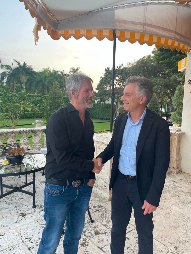 mauriciomacri's tweet image. Estuve hablando con Michael Saylor sobre Bitcoin y el impacto sobre la economía individual y familiar. Interesantísimo.