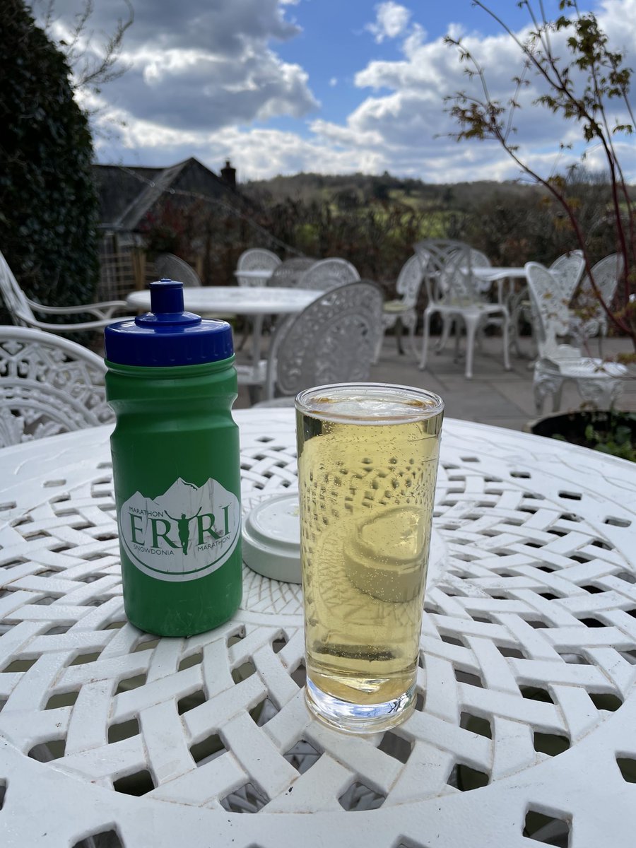 Whiffenpuff's tweet photo. Be rude not to☺️
Elderflower squash wasn’t quite cutting it 😂 #BoxHillHike https://t.co/a1FBYEHOPp